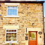 Fox - Cosy On Pateley High Street 度假居 佩特利布里奇