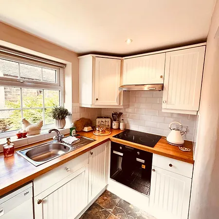 بيت للعطل Fox - Cosy On Pateley High Street *