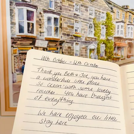Fox - Cosy On Pateley High Street 페이틀리브리지